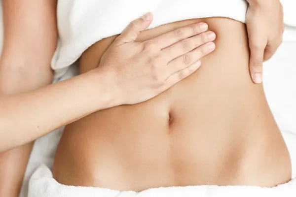 Osteopatia viscerale visita specialistica - Centro Medico del Garda
