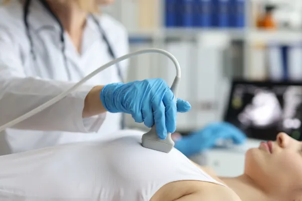 Senologia visita specialistica - Centro Medico del Garda